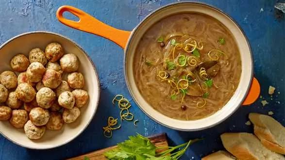 Zupa cebulowa z pulpecikami