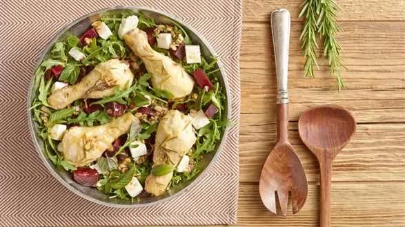 Podudzia z kurczaka w cytrynie z sałatką z buraków i fety