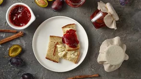 Dżem z włoskich śliwek