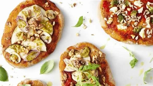 Minipizze razowe z warzywami