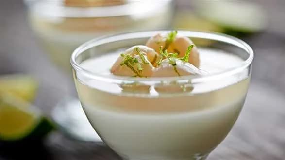 Kokosowo-limonkowa galaretka z liczi