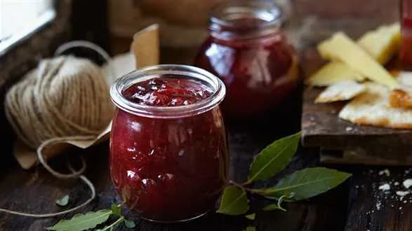 Relisz śliwkowy z przyprawami