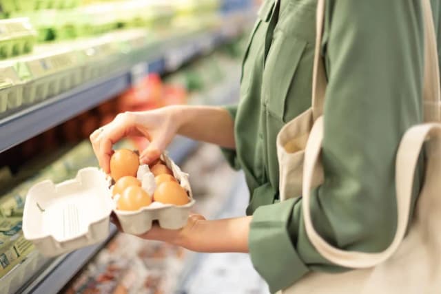 Ile kcal ma 2 jajka? Poznaj dokładną wartość kaloryczną Ile kcal ma 2 jajka? Poznaj dokładną wartość kaloryczną