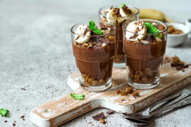 Szybkie fit desery: 5 pysznych przepisów bez wyrzutów sumienia Szybkie fit desery: 5 pysznych przepisów bez wyrzutów sumienia
