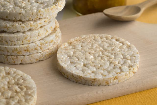 Ile kalorii mają wafle ryżowe? Poznaj dokładną wartość odżywczą Ile kalorii mają wafle ryżowe? Poznaj dokładną wartość odżywczą