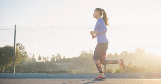 Jakie cardio na redukcji? Najlepsze ćwiczenia na skuteczne odchudzanie Jakie cardio na redukcji? Najlepsze ćwiczenia na skuteczne odchudzanie